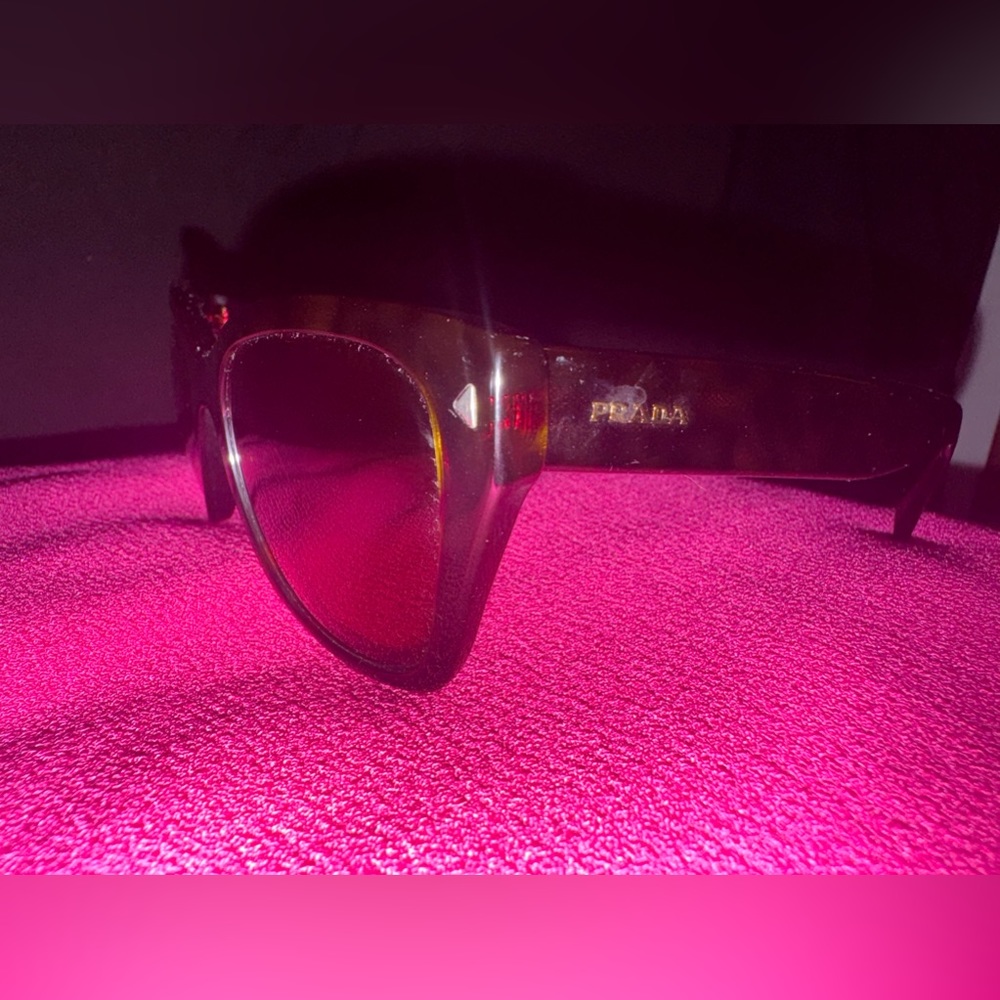 Prada Sunglasses SPR 09S - Picture 6 of 10